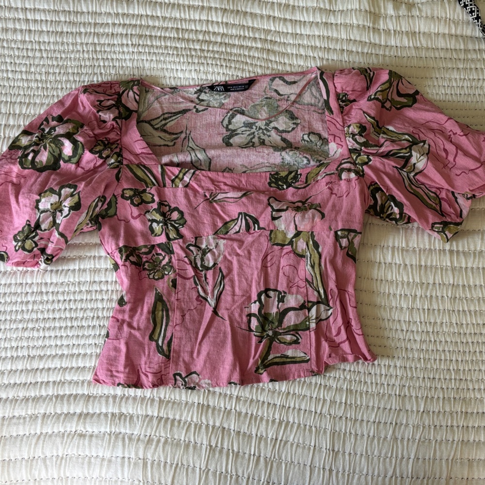 Floral Pink Puff Sleeve Top
